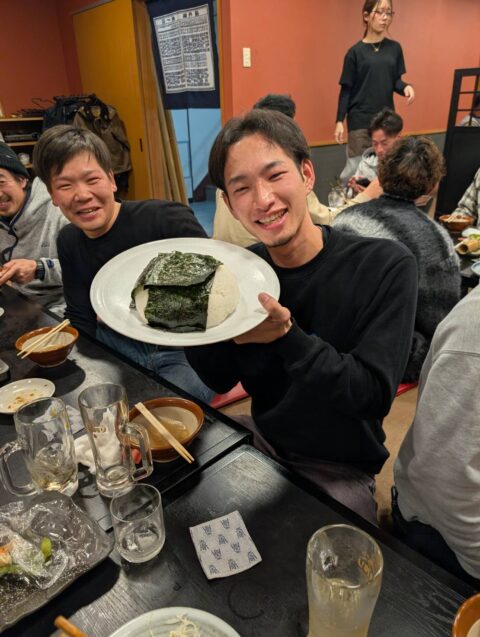 【2025年忘年会】 一年の労をねぎらい、笑顔あふれる時間となりました！